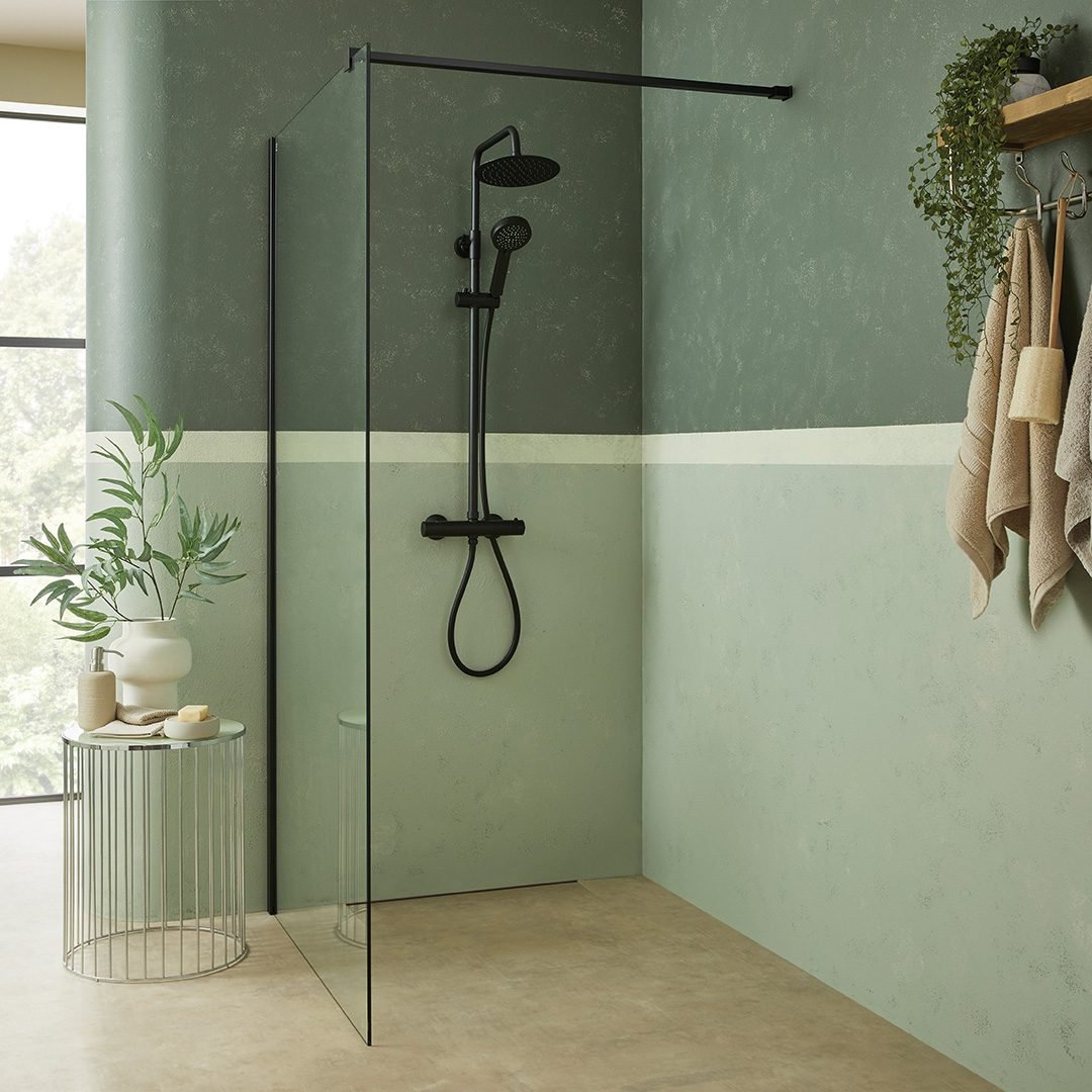Katrine 8mm Wetroom Screen with Profile Pack & Bracing Bar 900mm