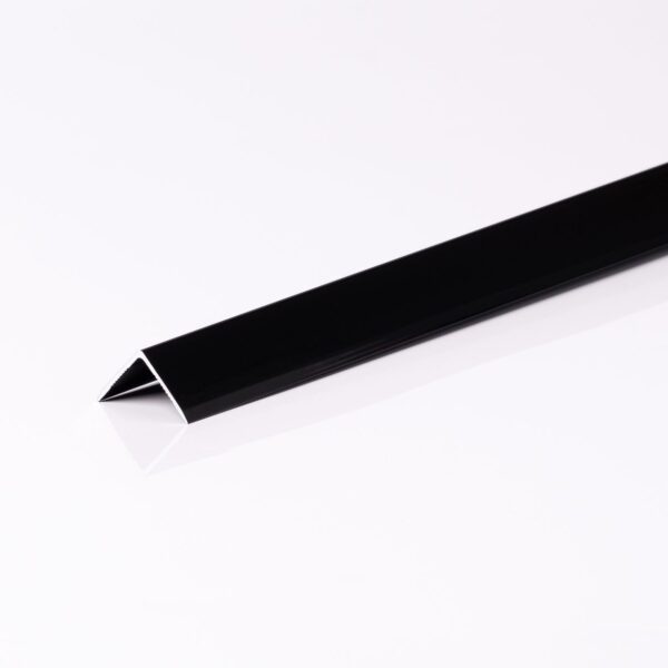 20 x 20mm Metal Angle 2.7m