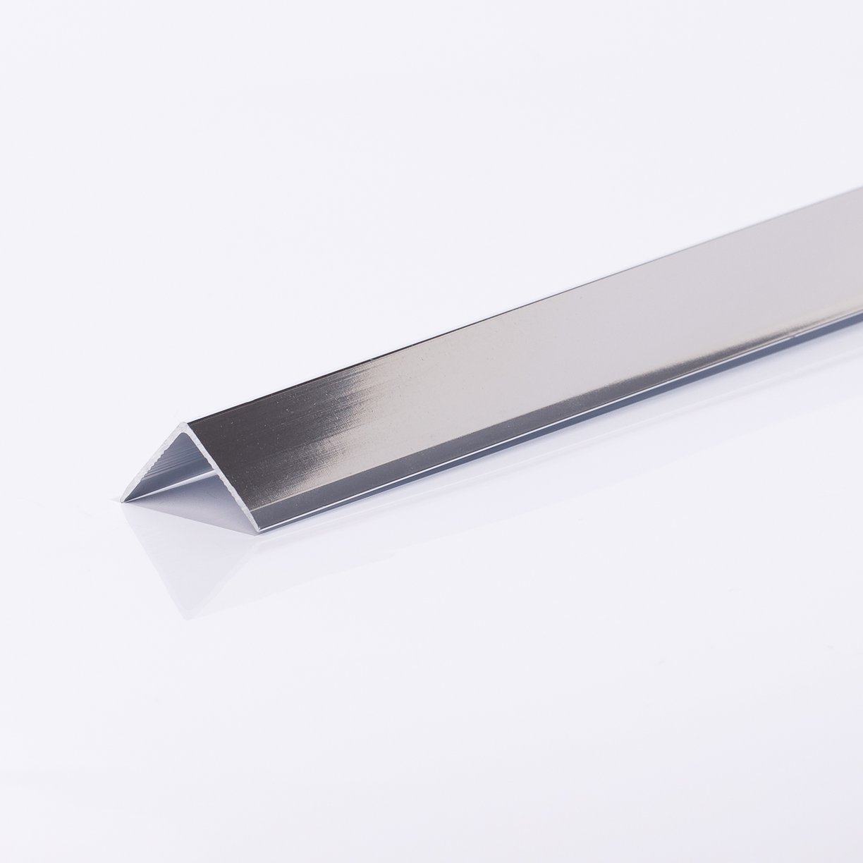 25 x 25mm Angle 2.4m