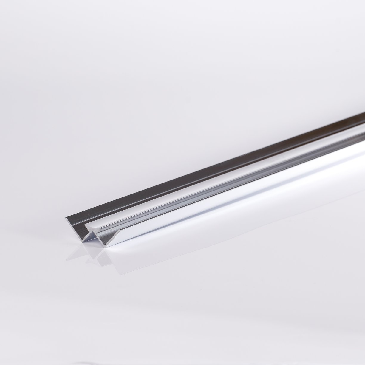 5mm Metal Internal Corner 2.7m